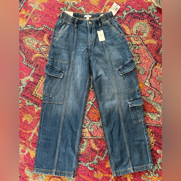 🔥NWT Forever 21 | Women’s medium blue denim Cargo jeans, multiple pockets, sz 28 - Picture 13 of 15